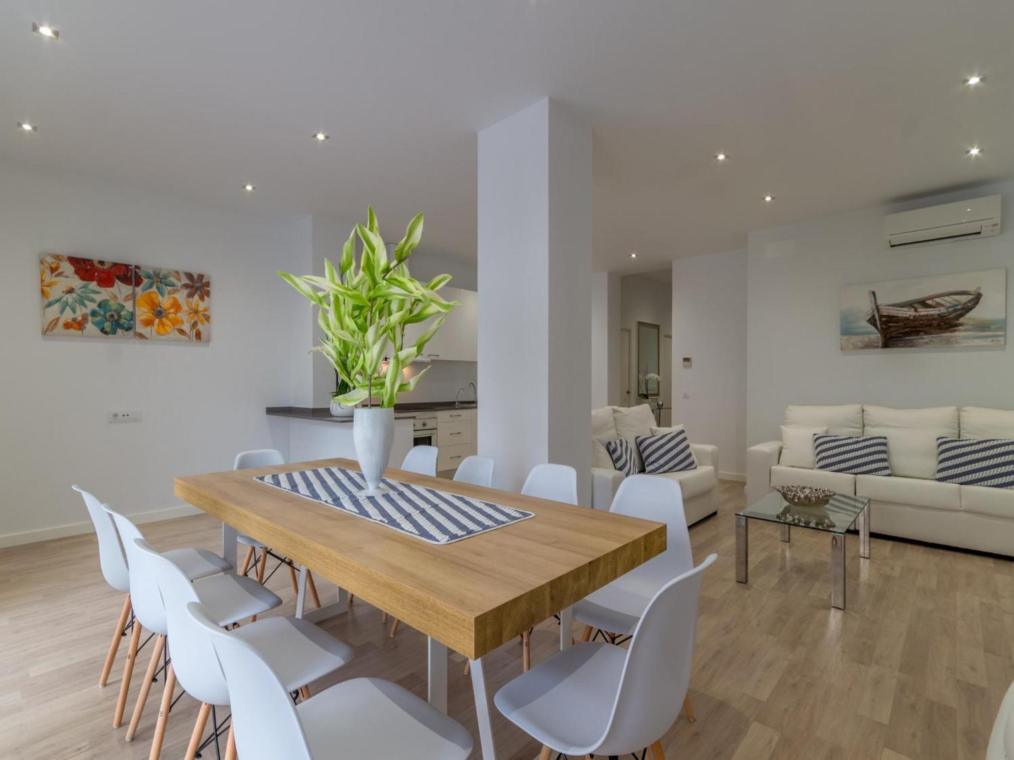 Tastefully-Furnished Villa In Mallorca Palma di Maiorca Esterno foto